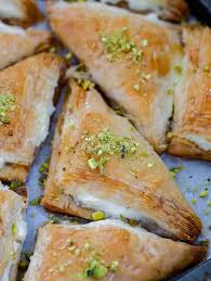 Phyllo dough makes the perfect pizza crust. Pin On Cooking Sweetly