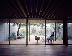 From room updates to whole house renovations i'll guide you through the process and help you get the home you have been dreaming of. Noble House Apollo Architects Associates Satoshi Kurosaki Archdaily