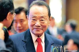 The wife of a tan sri is called puan. Virus Rout Sends Robert Kuok 37 Spots Down Forbes 2020 Richest List Edgeprop My