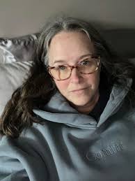 Wearing husband's clothes for comfort