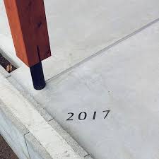 玄関 入り口 外土間 外構 エクステリア 真鍮 などのインテリア実例 2017 06 06 20 23 40 roomclip ルームクリップ 外構 コンクリートの床 玄関アート