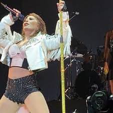 Quiero beber los besos de tu boca como si fueran gotas de ricio y ah en el aire dibujar tu nombre junto con. Esto Pide Alejandra Guzman Que Hagan Con Su Cuerpo Al Morir