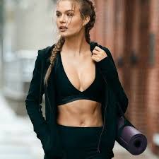 Energise Health And Fitness In Christchurch Is Passionate About Educating Their Members On How To Lead Sport Outfit Woman Womens Workout Outfits Sport Outfits