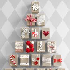 Make A Simple Advent Calendar Out Of Small Paper Boxes And Decorate Them In Red And Whi Homemade Advent Calendars Paper Christmas Ornaments Diy Advent Calendar