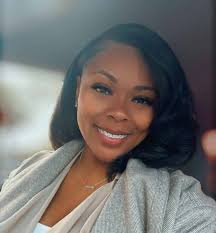 Kecia Berry's Instagram, Twitter & Facebook