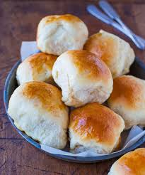 The Best Soft And Fluffy Honey Dinner Rolls Averie Cooks Recipe Honey Dinner Dinner Rolls Recipes