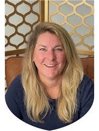 Jessica Shield's Instagram, Twitter & Facebook