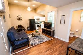 View our selection of studio, one and two bedroom apartments in san antonio and find the perfect floor plan for you! One Bedroom Apartment Near Downtown With Sleeper San Antonio Updated 2021 Prices