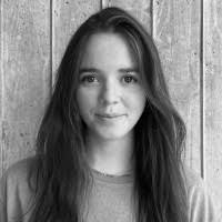 I'm happy to share that I'm starting a new position as Senior Visual  Merchandising Manager, Creative and Concept at vineyard vines!