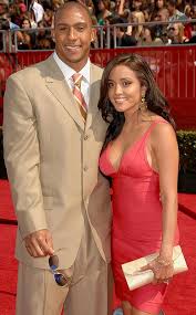 As of 2018, kellen winslow jr net worth is estimated to be around $2.5 million. Kellen Winslow Jr Watched Porn In Meetings Masturbated In Front Of Teammates
