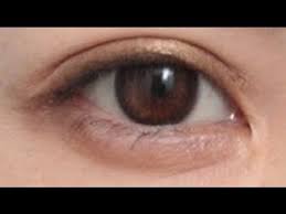 二重まぶたにするマッサージ方法 美の魔術師erica the massage that becomes doble youtube youtube face hair beauty