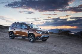 The dacia duster is a compact sport utility vehicle (suv) produced and marketed jointly by the french manufacturer renault and its romanian subsidiary dacia since 2010. Dacia Duster Zweite Generation 2018 Der Suv Bugelt In Seiner Neuauflage Etliche Schwachen Des Vorgangers Aus