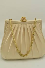 Search our 4,000+ products with the insights on how to do the job right. 390 Vintage Purses Ideas In 2021 Vintage Purses Purses Vintage