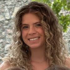 Dawn Hagel's Instagram, Twitter & Facebook