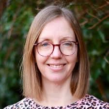 Victoria Hunter (@VicHunterDance)