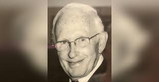 Thomas Crozier's Instagram, Twitter & Facebook