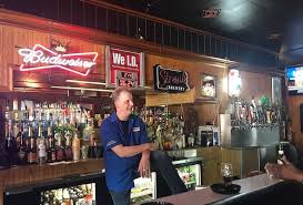 Bird On The Run Pittsburgh Pa Riggs Lounge Brings Decades Of Hospitality To The North Side Pittsburgh Magazine Drink Specials Lounge