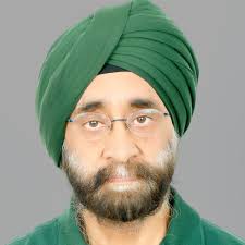 BUSTLING NEW YORK -2 by Tejbir Singh (2019) : Painting Oil, Pen