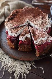 Haselnuss Kirsch Kuchen Ein Familienklassiker Knusperstubchen Rezept Kuchen Kuchen Ohne Backen Kuchen Rezepte
