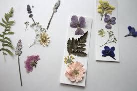 This is a wonderful gift idea and a lovely way to preserve flowers that have a sentimental attachment. Pressed Flower Bookmarks Aberle Home