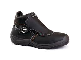 Soldador — sustantivo masculino 1. Soldador S3 Action Products Giasco