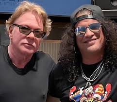 So awesome , I just got it, so I'm posting it here,hope you guys will like  it as much as i do