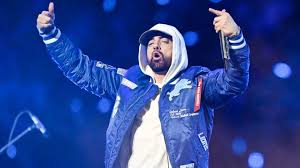 Eminem celebrates nearly 20 years of sobriety in new photo