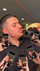 Essa pizza faz sucesso, o melhor rodízio de esteio é aqui na Pertutti,  pizza, sushi, ilha de massa e muito mais!