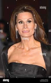 Amber Isabell's Instagram, Twitter & Facebook