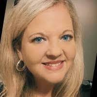 Keri Bearden's Instagram, Twitter & Facebook