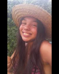 abril marquez (@abrilmarqueezz) • Instagram photos and videos