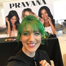 Sarah Nitz's Instagram, Twitter & Facebook