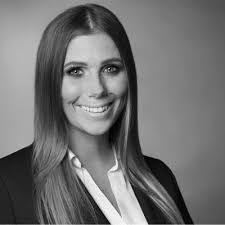 After a great but short time I decided to leave AllianzGI, as I got offered  the unique opportunity to join the management board at ARTUS GRUPPE as new  CFO and significantly support