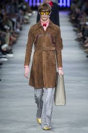 Muzhskaya Kollekciya Vesna Leto 2016 Ot Gucci Modnye Stili Vesna Leto Одежда gucci с атрибутикой, купить мерч от 405 рублей — 1560 товаров гуси гуси в каталоге. pinterest