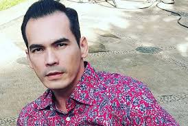 Atalarik syah is one of the richest indonesian soap opera actor. Rugi Materiil Cerai Dari Tsania Marwa Atalarik Syah Saya Ikhlas Okezone Celebrity