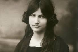 A Sense of Place in Fiction: Paris Map-Making