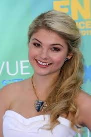 Alexia Nolan's Instagram, Twitter & Facebook