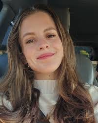 Kirsten Spooner's Instagram, Twitter & Facebook