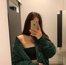 Mirror picture poses for girls. Aesthetic Brown Hair Girl Mirror Selfie Novocom Top