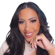 Profile for Raquel Scott