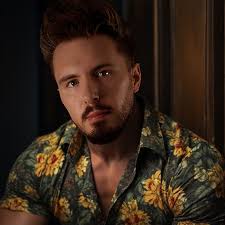 Dalej nie mogę się otrząsnąć po śmierci Soni Szklanowskiej. Miała tylko 25  lat… Młoda, piękna dziewczyna, która — patrząc z boku — miała wszystko, o  czym może marzyć nie jedna osoba. Uśmiech,