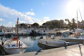 Colonia sant jordi is an ideal place for couple and family, such travellers rate hotels there 8.8 out of 10 on average. Mallorcapura Colonia Sant Jordi Und Seine Paradiesischen Strande