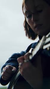 With “Ar Chw Fi Si,” Kim Hon ventures into uncharted territory by taking  full control of the creative process for the first time. The track not only  showcases the band's psych-rock roots