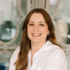 Leilani Ishikawa's Instagram, Twitter & Facebook