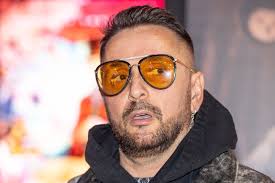 Majka csúnyán odaszúrt Curtisnek egy friss bejegyzésében, félreérthetetlen  üzenetet küldött a rapper