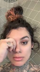 que tanto me llamas.. que tanto me llamas si soy lo peor?……