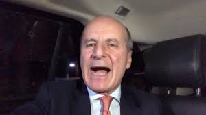 Ya terminó la reunión de expresidentes con el Presidente Carlos Alvarado  Quesada. Sólo en nuestra democracia es capaz de celebrar estos encuentros!,  Aproveché para reiterarle al Presidente Alvarado ...