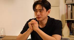 셀러브리티 테일러 부부의 결혼 5주년 파티. N3rja9 Uwltgmm