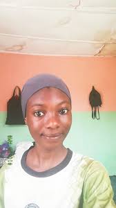 Me: told myself I would be sleeping early Now it 2am and am editing salfie  😂