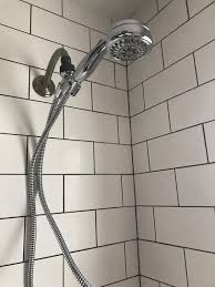 The Delta Faucet 75700 Is A Flexible Handshower With Power Packed Features Also It Holds The Brand Best Handheld Shower Head Shower Heads Shower Head Reviews